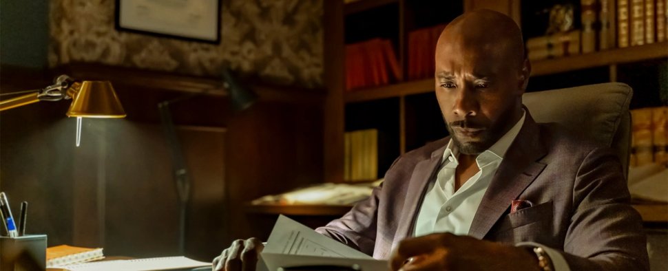 Morris Chestnut als „Watson“ in Medical-Crime-Serie – Bild: CBS Studios